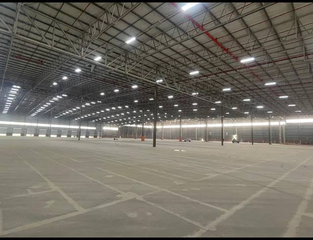 29,677M² WAREHOUSE TO LET IN PROSPECTON INDUSTRIAL
